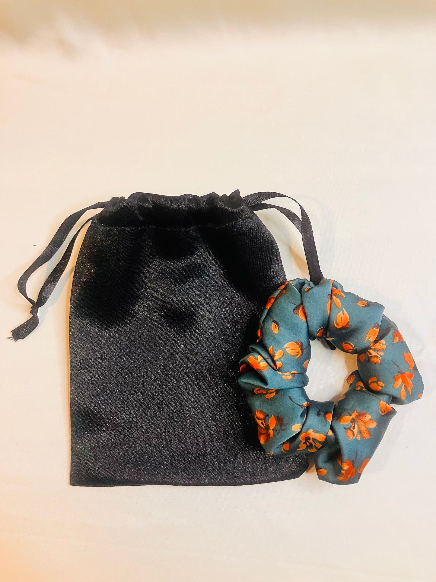 Medium Silk Satin Scrunchie