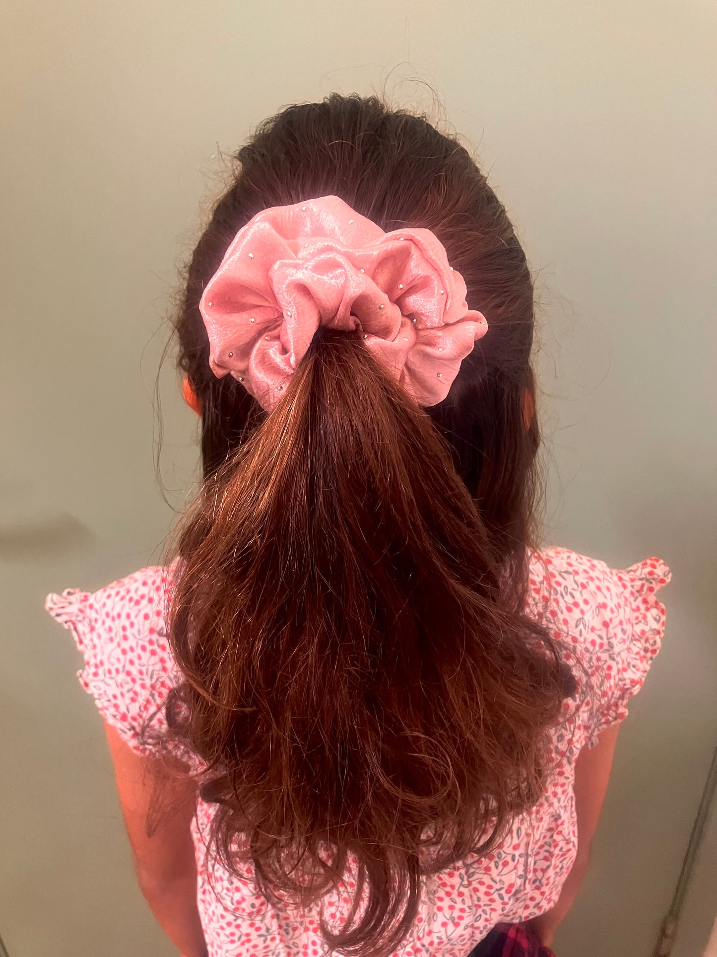 Medium Silk Satin Scrunchie