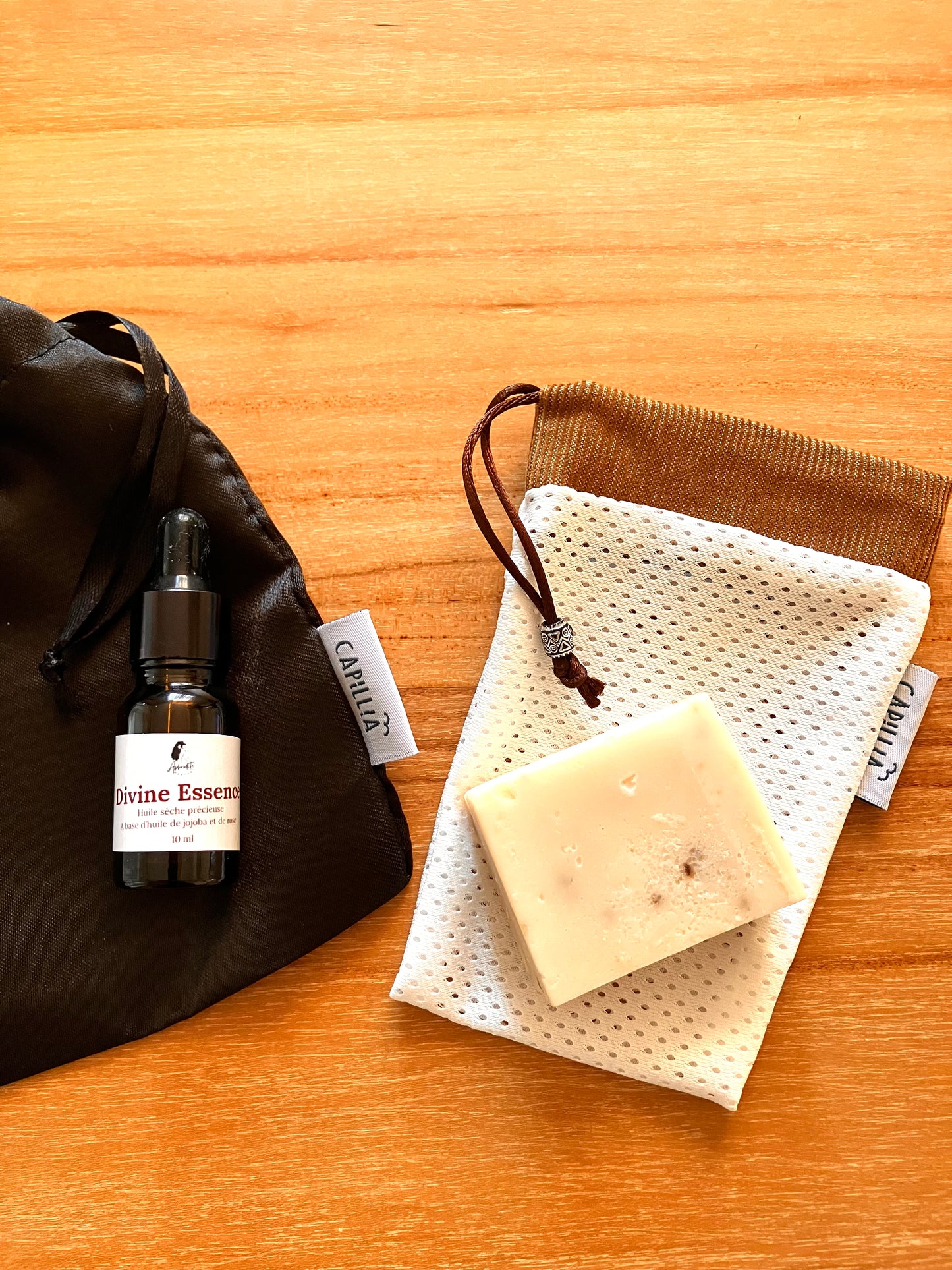 Pochette Découverte Huile Divine Essence 10ml + 1 savon 50g + 1 pochette savon